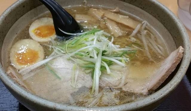 ラーメン純水 イオンモール釧路昭和店的实拍高清图