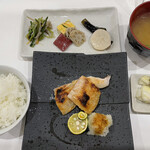 食堂・弁当・酒 エソラ的实拍图