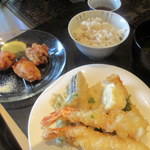 どんぶり名人 岩倉店的實拍圖