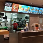 マクドナルド 靭本町店的實拍圖
