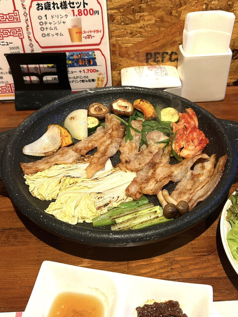 韓国料理 内房的实拍高清图