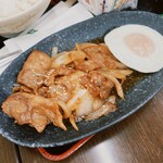 大衆食堂 半田屋 西線南七条店的实拍图