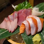 居酒屋亀屋権八 二条本店的实拍图