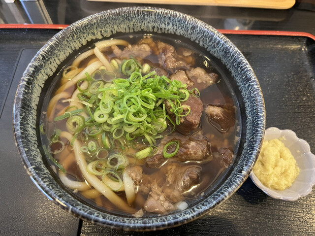 肉うどん 一輪的實拍高清圖