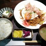 京とんちん亭的实拍图