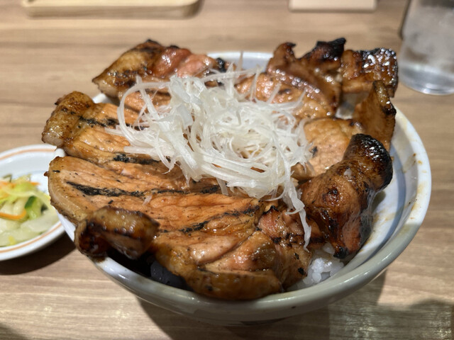 十勝豚丼 いっぴん ニッセイビル店的實拍高清圖