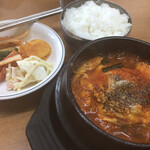 オムニ食堂 本店的實拍圖