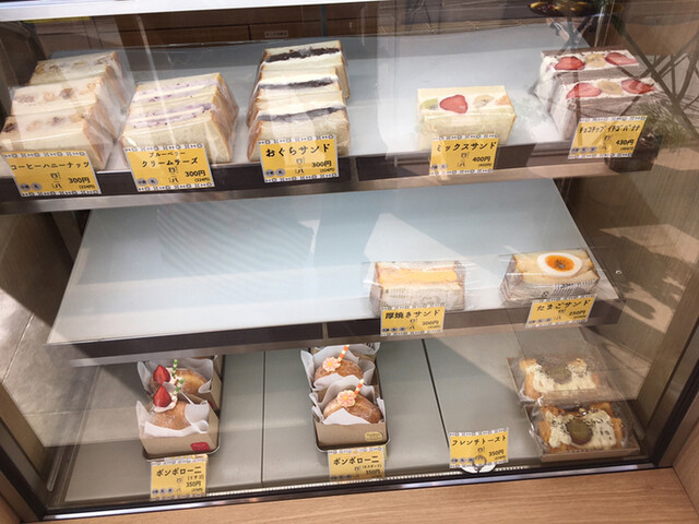 食ぱん 四二八 久留米すわの店的实拍高清图