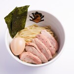 満鶏軒 秋葉原UDX秋葉原拉麺劇場店的實拍圖