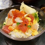 鮨処 音羽 北新地永楽店的实拍图