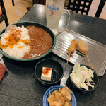 きぬちゃん食堂的實拍圖