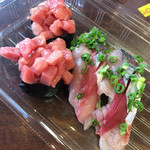 湾岸市場的實拍圖