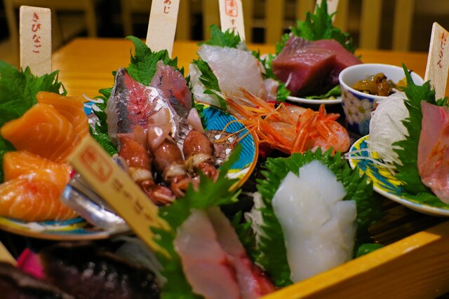 魚と酒 はなたれ 丸の内本店的實拍高清圖