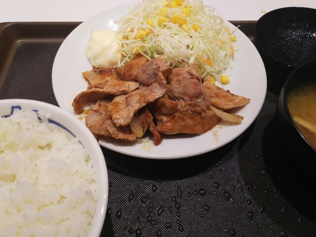 松屋 府中店的实拍高清图