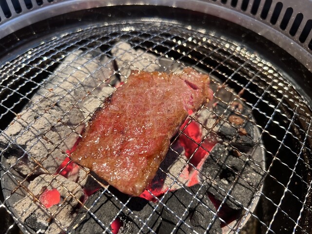 recommendations image for 炭火焼肉HONMACHI