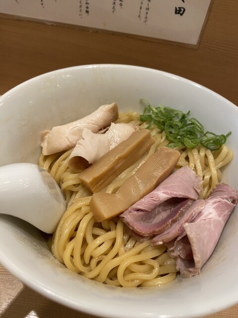 らぁ麺 はやし田 赤羽店的实拍高清图