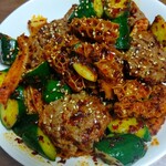 丸萬商店的實拍圖