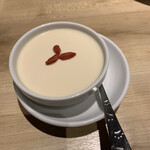 担担麺 胡 京都駅前店的实拍图