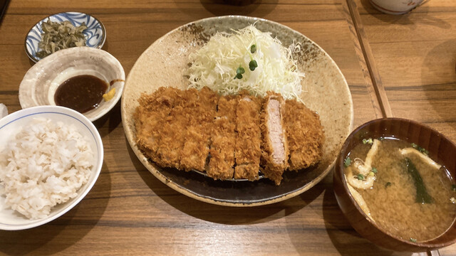 かつかつとんとん的实拍高清图