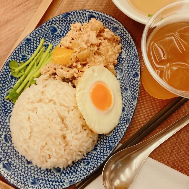 CAFE de METRO Echika表参道的实拍高清图