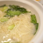 新橋亭的實拍圖