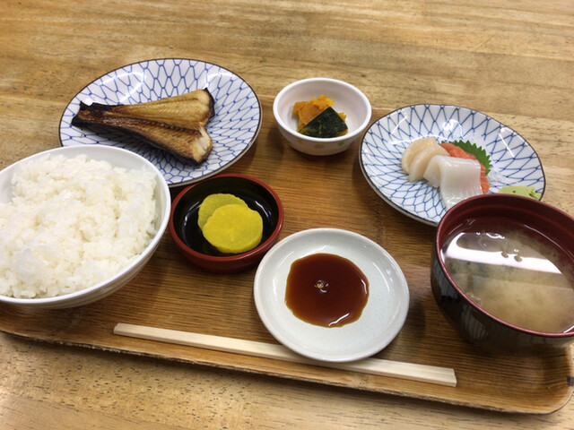 朝市食堂的實拍高清圖