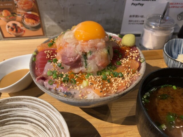 サカナファクトリー 柳橋中央市場店的實拍高清圖