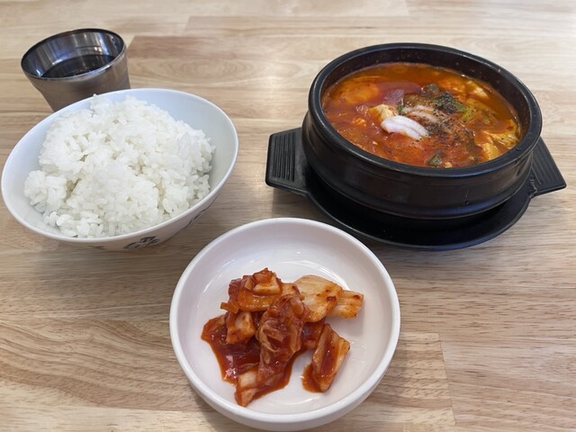 ダモア食堂的实拍高清图