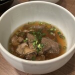 鮮魚と 絆 馬もつの店的实拍图
