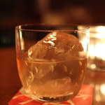 Shot Bar ゾートロープ的實拍圖