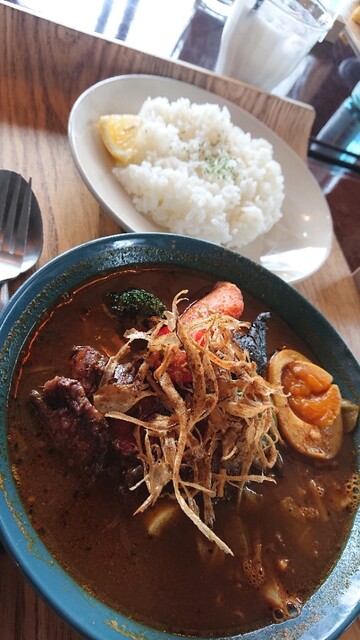 Jamii的實拍高清圖