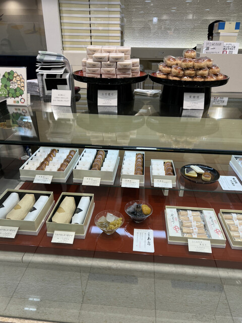 recommendations image for たねや 池袋西武店