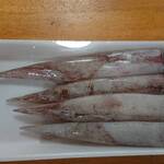 まるとみ 渡辺水産 直販店的實拍圖