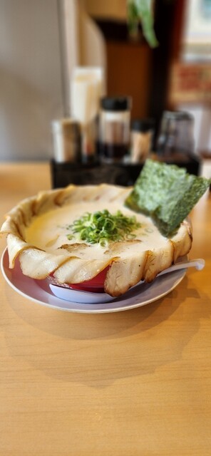 recommendations image for 泡系しおとんこつラーメン べらしお 総本店