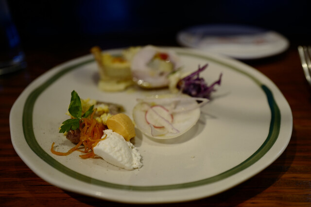 オステリア ジリ的实拍高清图