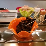 回転火鍋 なべ丸 上野本店的實拍圖