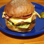 バーガーショップホットボックス的实拍图