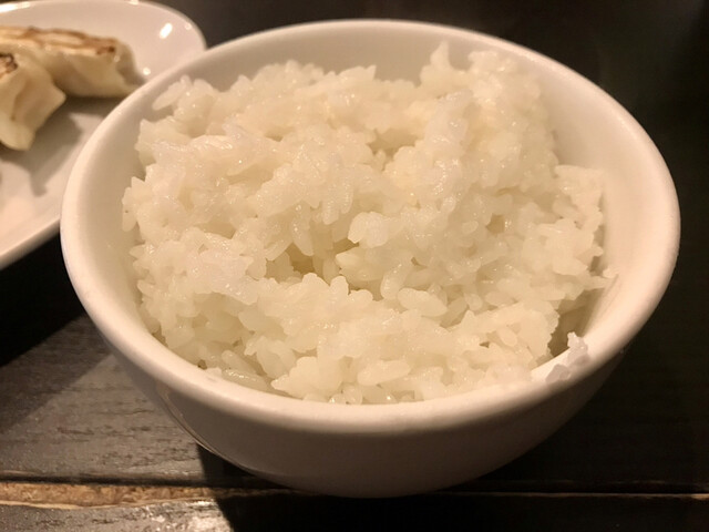 横濱家系ラーメン 神山 松屋町店的实拍高清图