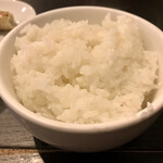 横濱家系ラーメン 神山 松屋町店的实拍图