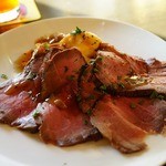 BEER BELLY的實拍圖