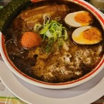 九州じゃんがららあめん 銀座店的实拍图