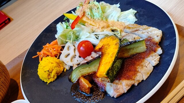Cafe Dining Sera的实拍高清图