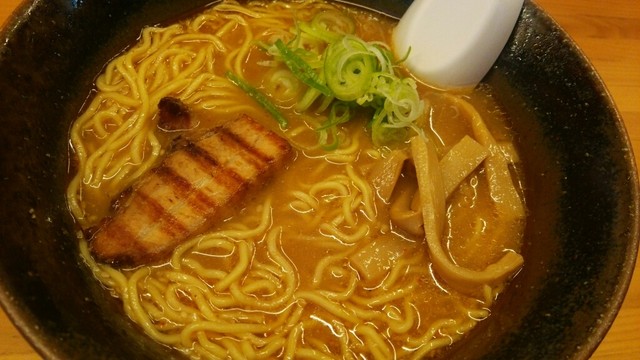 ラーメン かまじい的实拍高清图