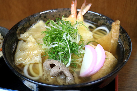 東寺うどん的实拍图