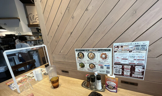 下川六〇酵素卵と北海道小麦の生パスタ 麦と卵 笹塚店的實拍高清圖