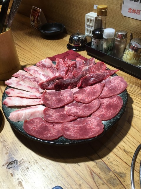 炭火和牛いっ心的实拍高清图