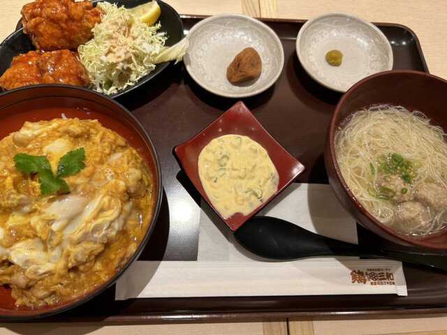 鶏三和 八重洲地下街店的實拍高清圖