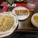 大阪王将 御徒町駅前店的實拍圖