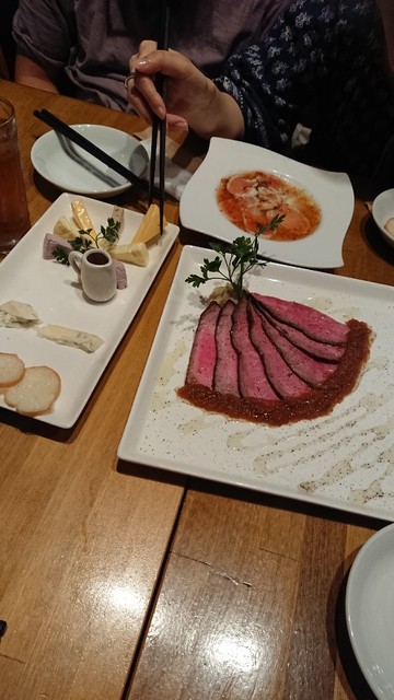 焼き鳥・肉寿司・しゃぶしゃぶ鍋 食べ放題 個室居酒屋 楽楽 渋谷店的實拍高清圖