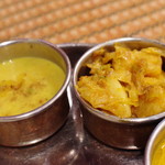 ベンガル料理プージャー的实拍图